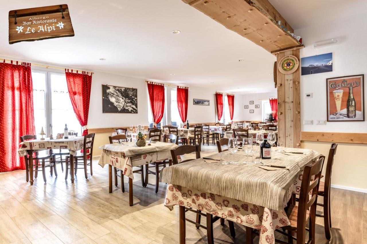 Albergo Ristorante Le Alpi La Frua Exterior foto